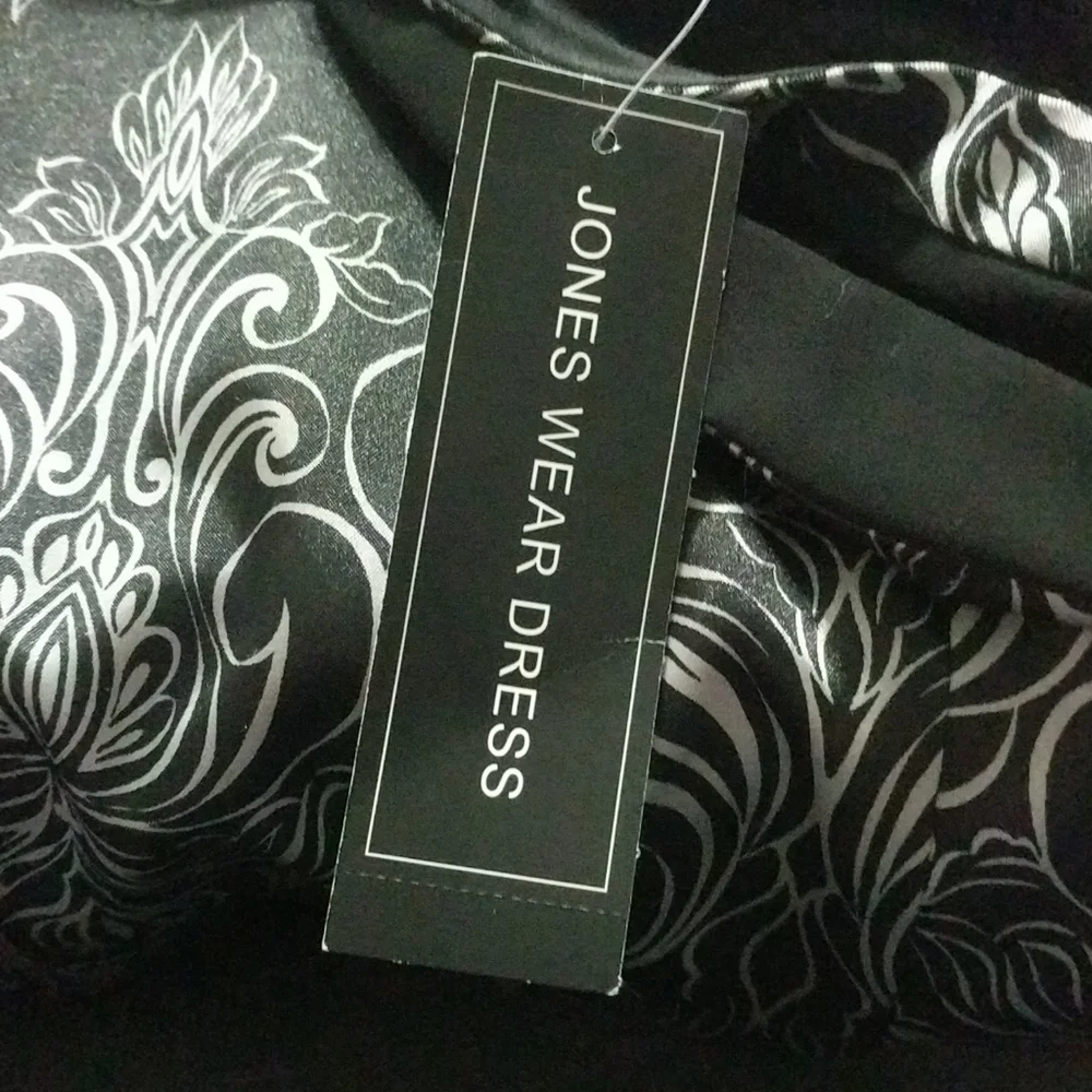 Jones Wear Dress Black Silver Swirl Mini Dress - size 16 - NWT